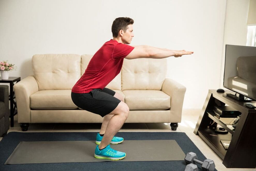 Las sentadillas ayudan a desarrollar los músculos responsables de la fuerza. 